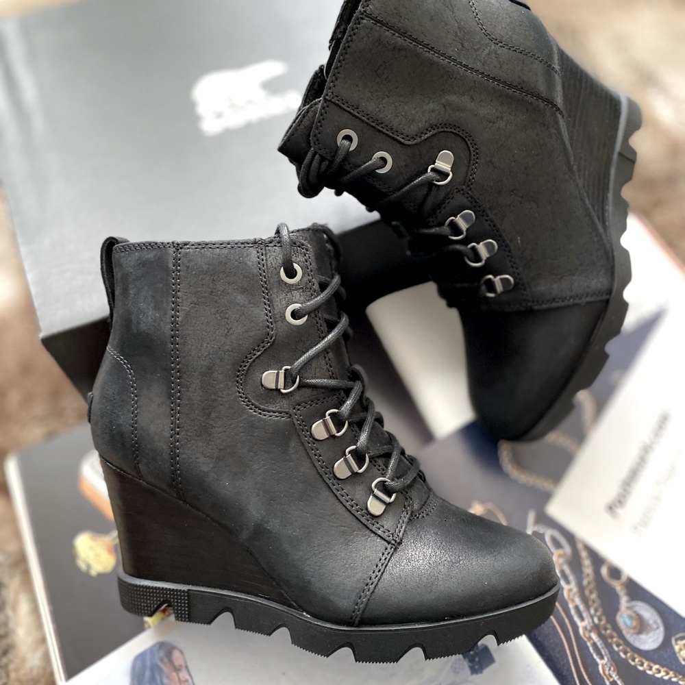 Sorel Joan Uptown Lace Bootie - Picture 14 of 15